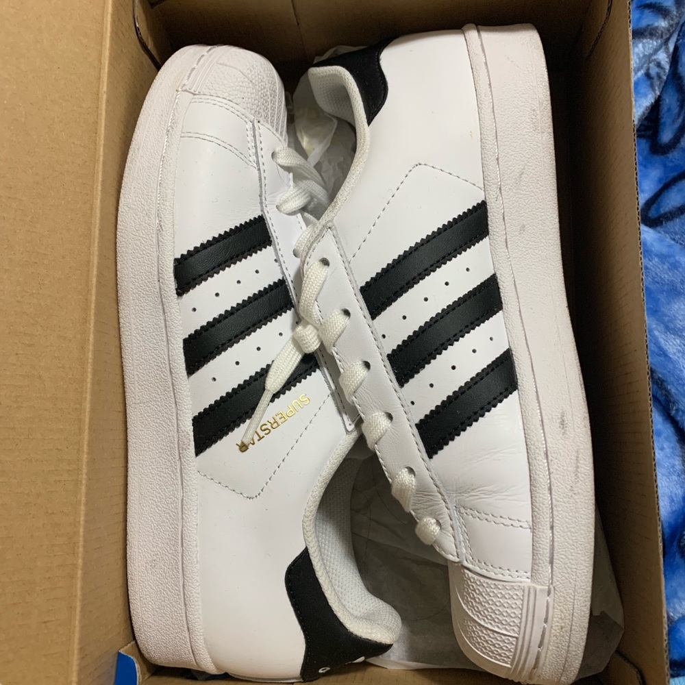 Adidas superstar